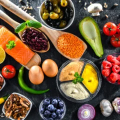 ingredients of healthy diet that maintains overall health - Alma Fides